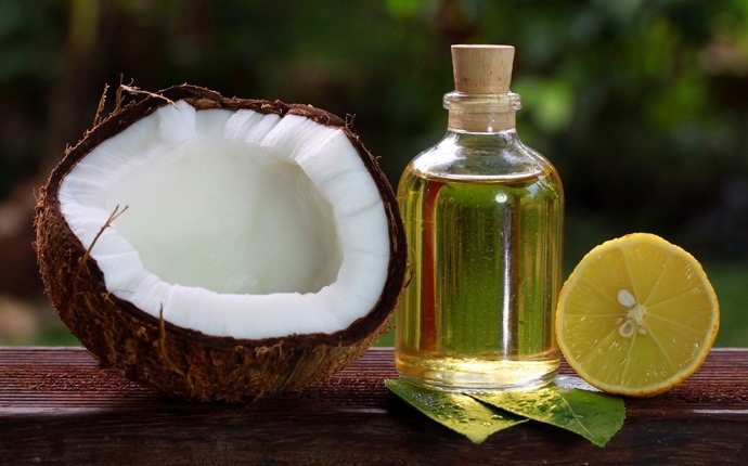 Coconut Oil and lemon for dandruff